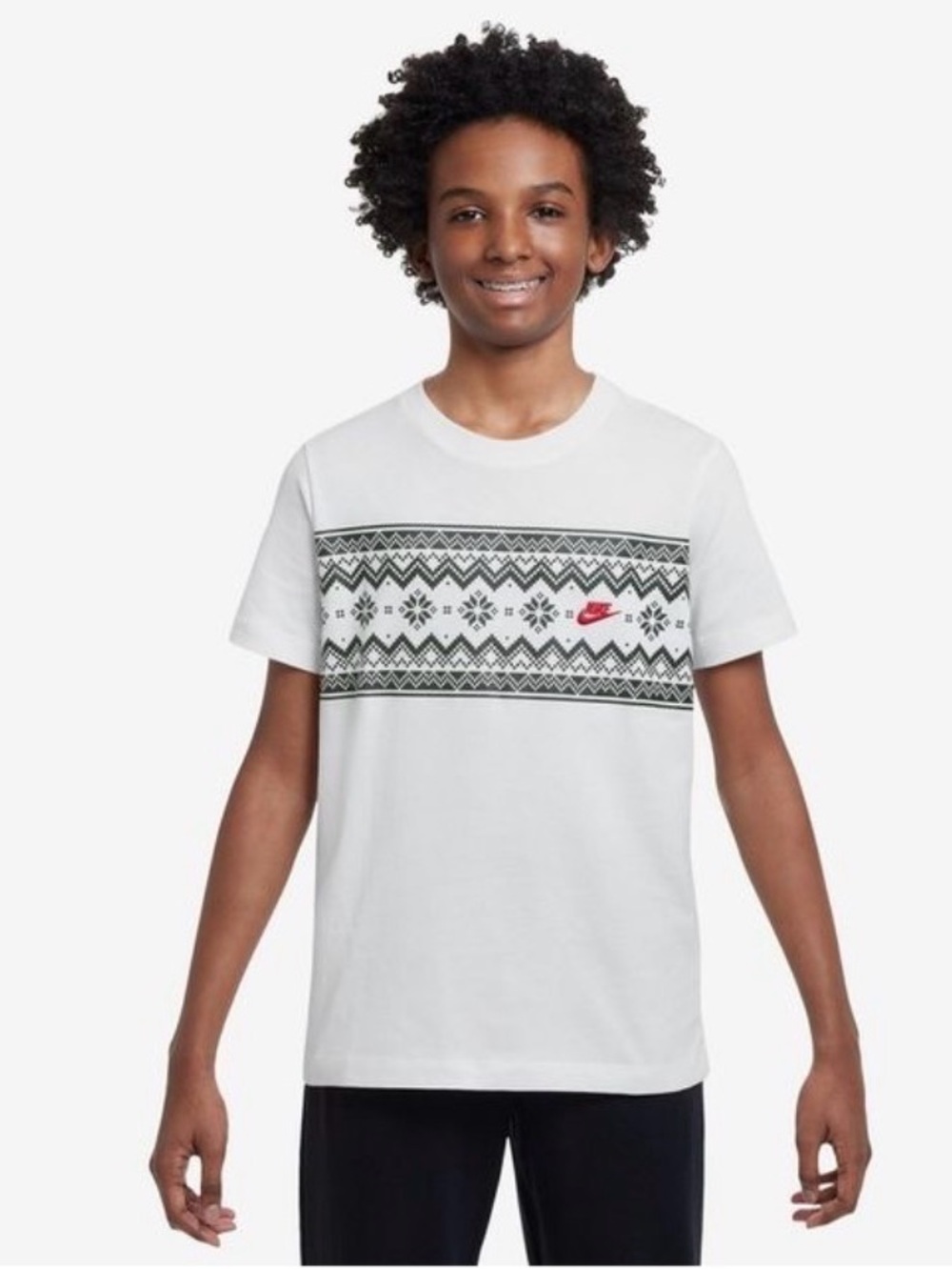 Nike Boys' White Graphic Crewneck T-Shirt.NWT size Large